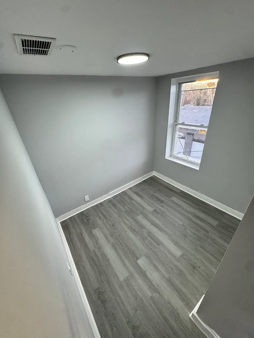 8cf4951b7192b9ee857eca6d2aabbe71-uncropped_scaled_within_1536_1152